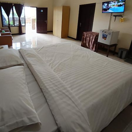 Gita Puri Redpartner Blitar Ξενοδοχείο Εξωτερικό φωτογραφία